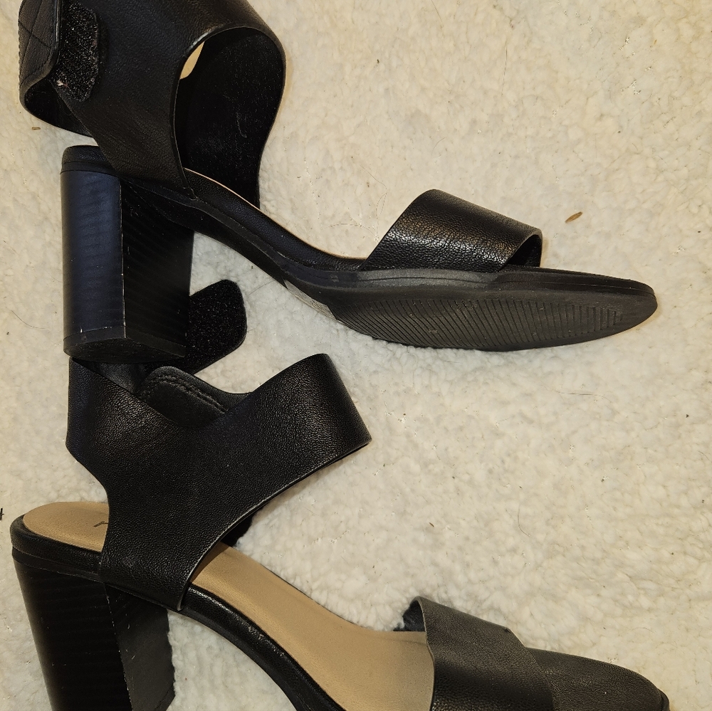 Rue21 Womans Black Sandals With 3in Block Heel Size 6 - Picture 7 of 7